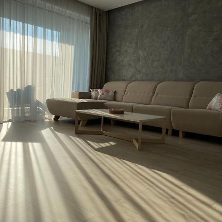 Greenbay Apartment With Free Parking Trenčín Kültér fotó