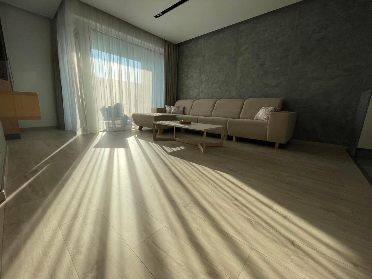 Greenbay Apartment With Free Parking Trenčín Kültér fotó