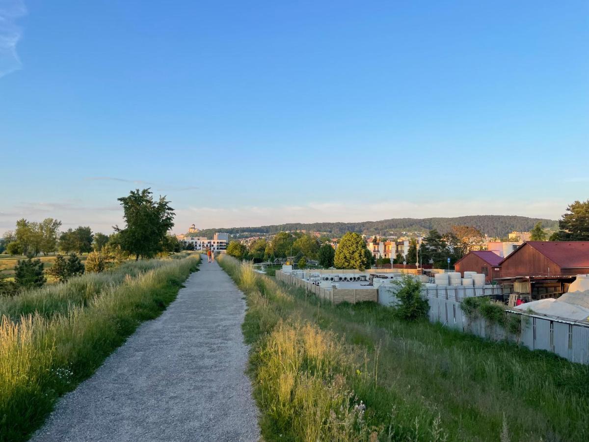 Greenbay Apartment With Free Parking Trenčín Kültér fotó